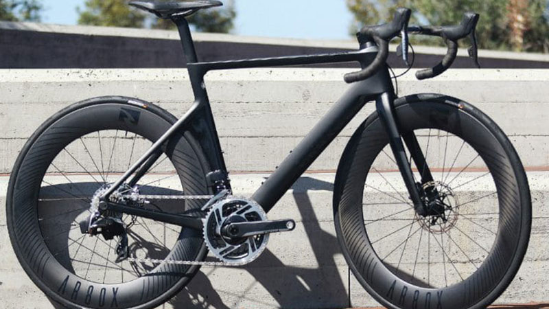 Image of bicycle in a sunny weather