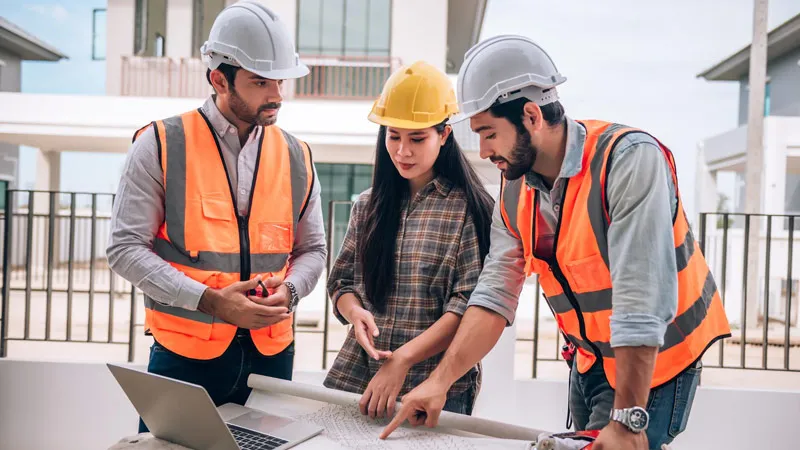 How to Become a Construction Project Manager