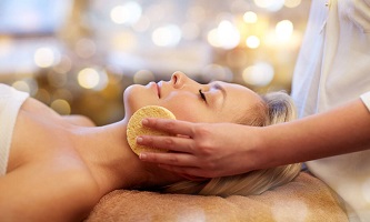 Luxury Spa Facial Therapy 