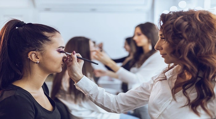 Makeup Artist Masterclass – 4 in 1